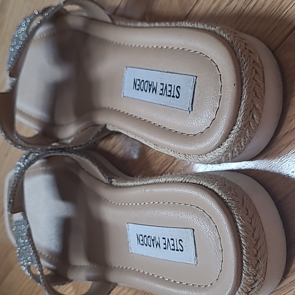 Steve Madden Ignited Glittering Silver Sandals - Picture 3 of 4